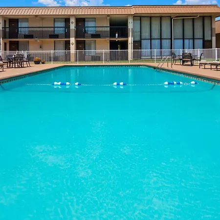 Best Western Tulsa Airport-3
